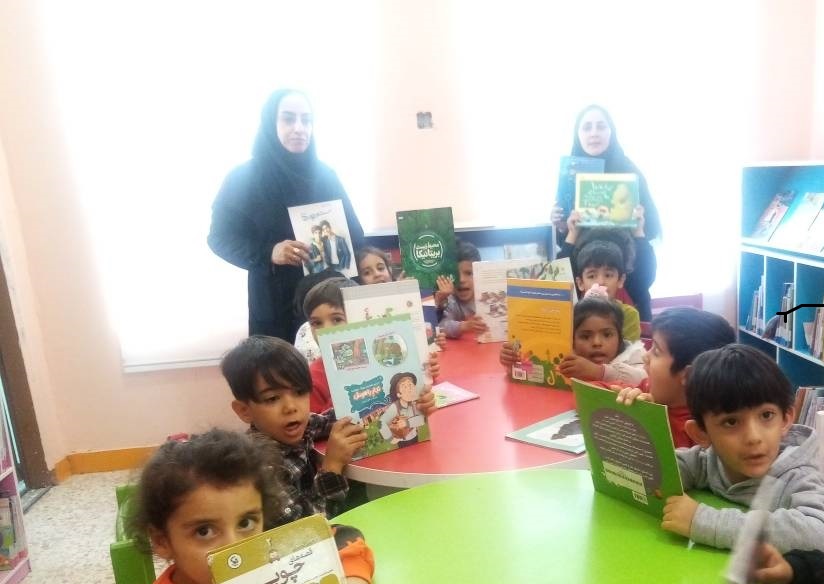 حضور پرشور در کتابخانه به مناسبت روز جهانی کودک